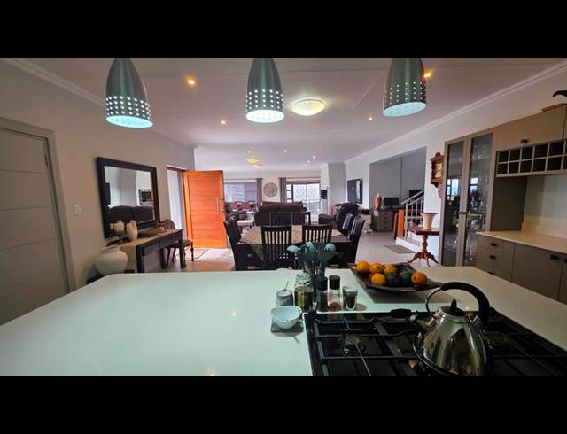 3 BEDROOM HOUSE FOR SALE IN SEEMEEU PARK